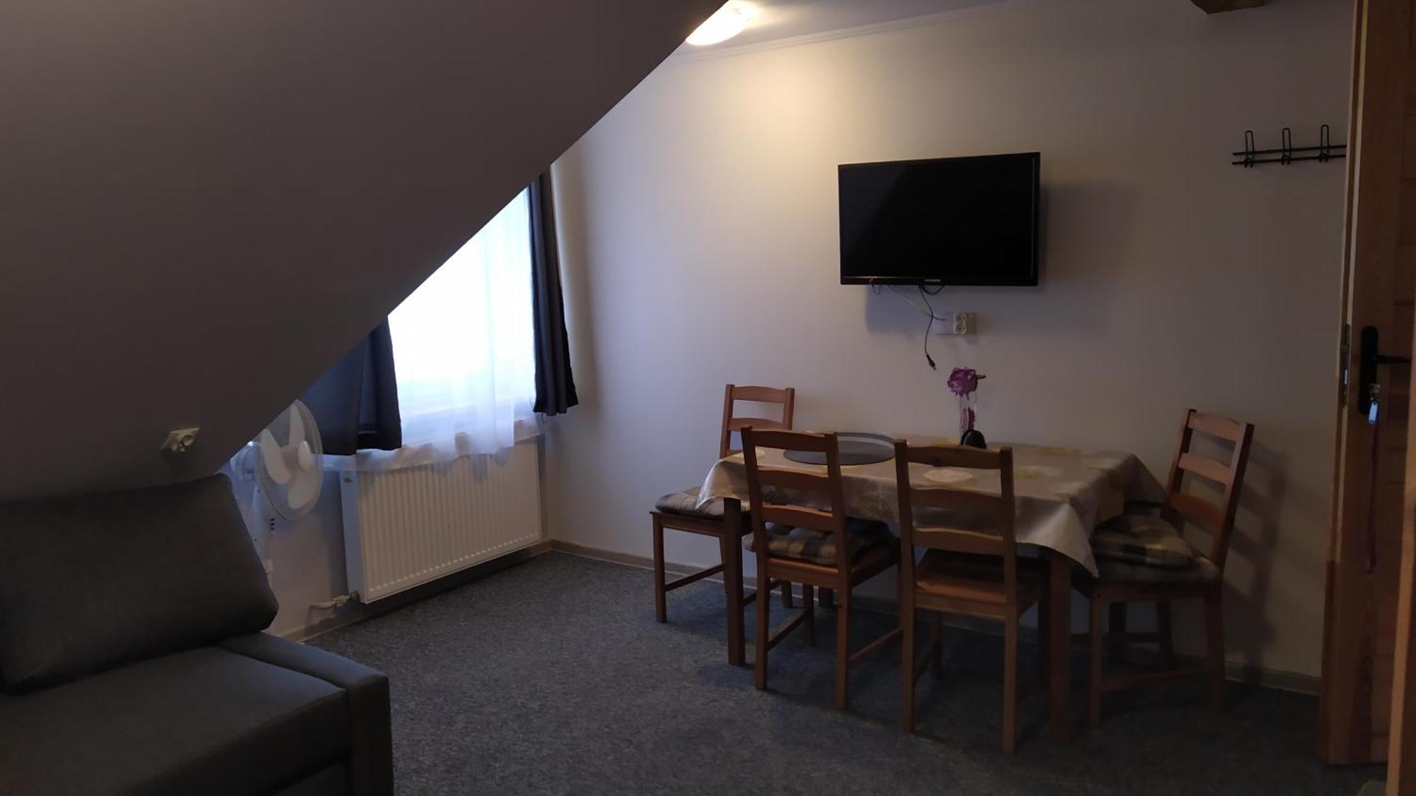 Apartamenty Z Widokiem Na Gory بوكافينا تترايسكا الغرفة الصورة