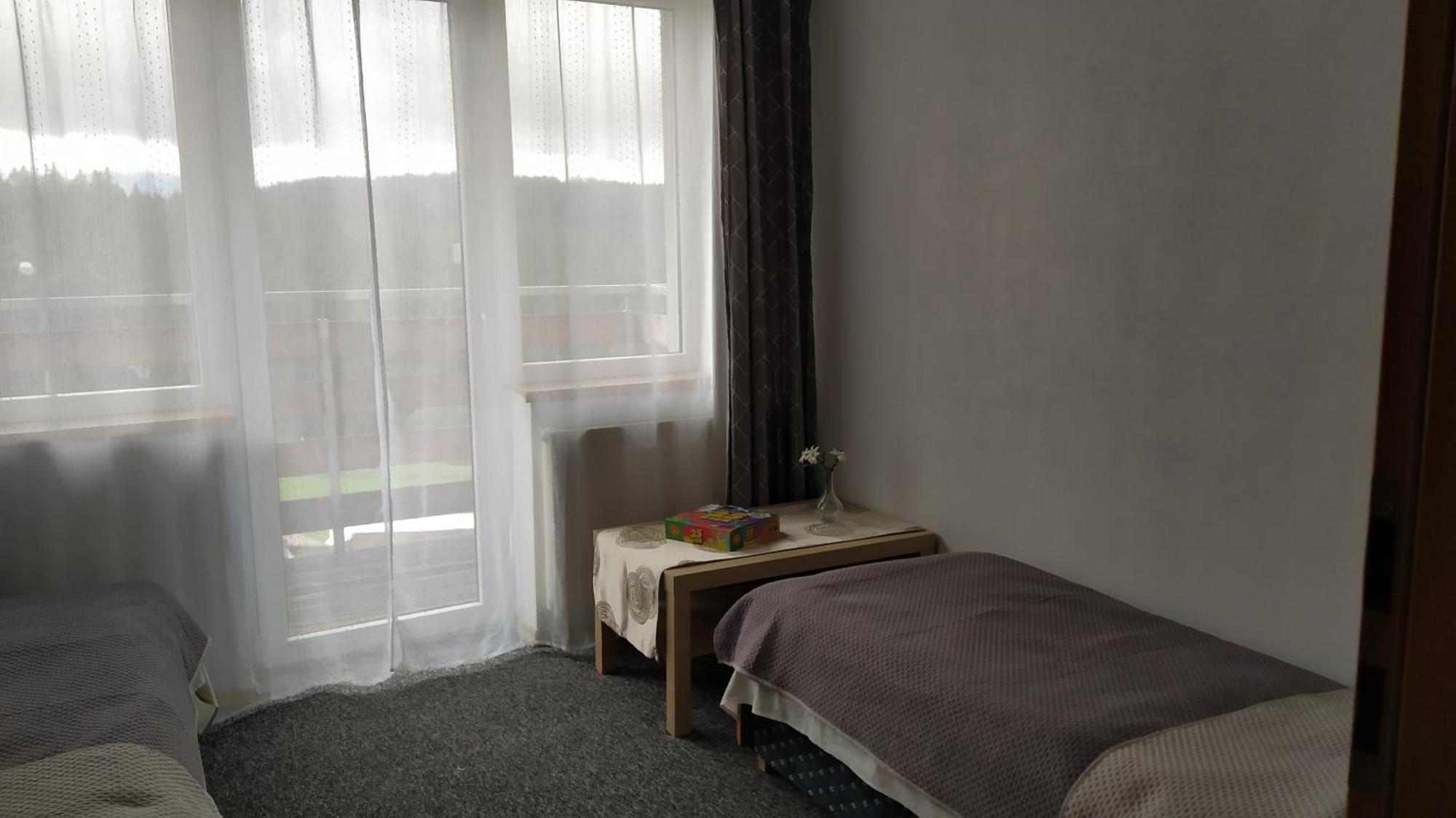 Apartamenty Z Widokiem Na Gory بوكافينا تترايسكا الغرفة الصورة